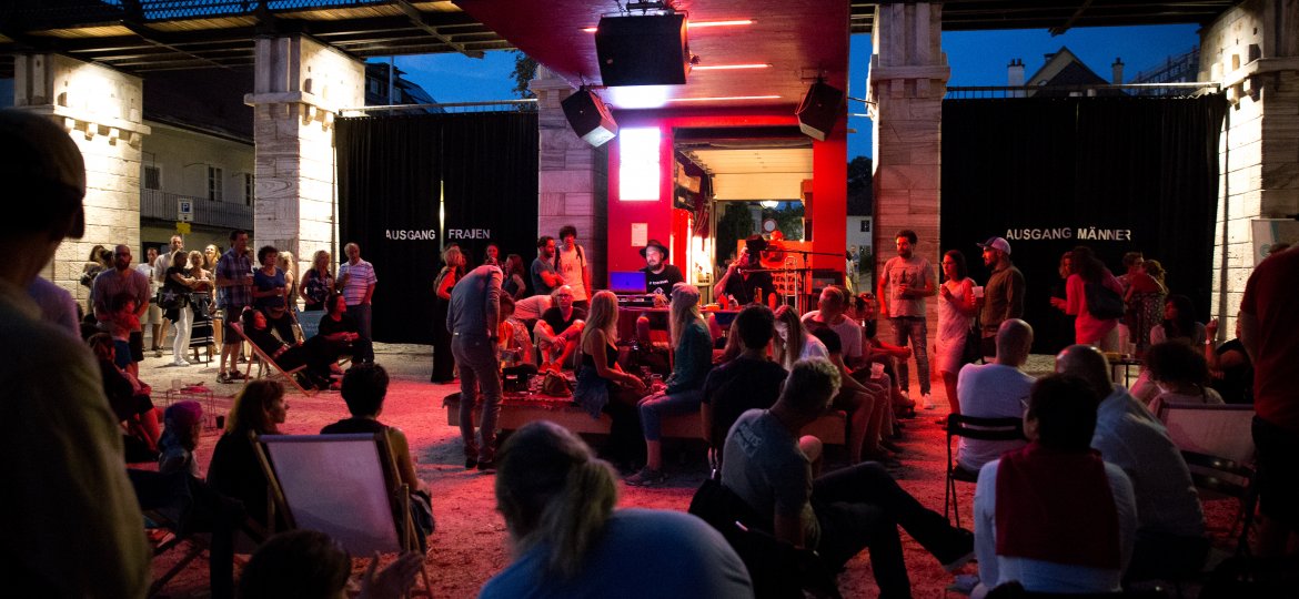 PGDJ Manfredolone und daTate Richie Klammer beim Hafenfest im Lendhafen